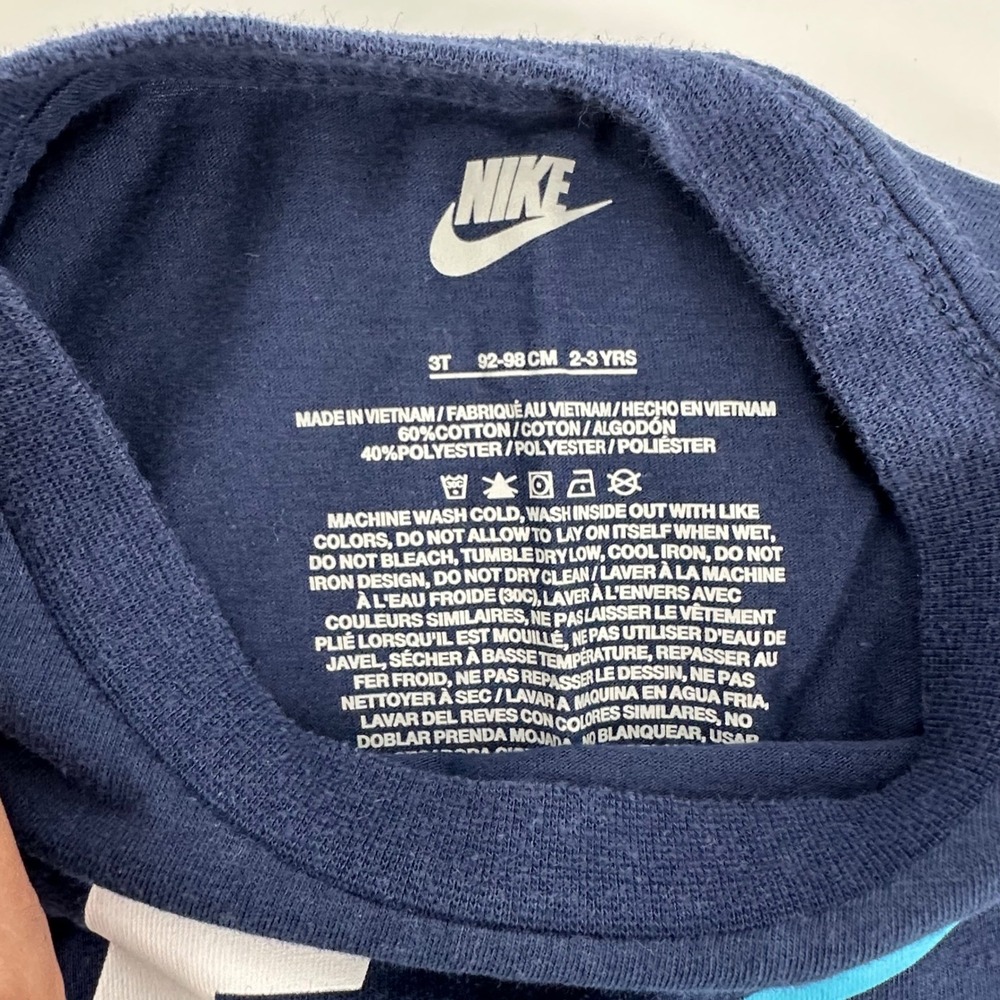 Lot‎ Kids Nike Navy Blue Graphic T-Shirt Black Star Wars Darth Vader T-Shirt 3T - Picture 6 of 7